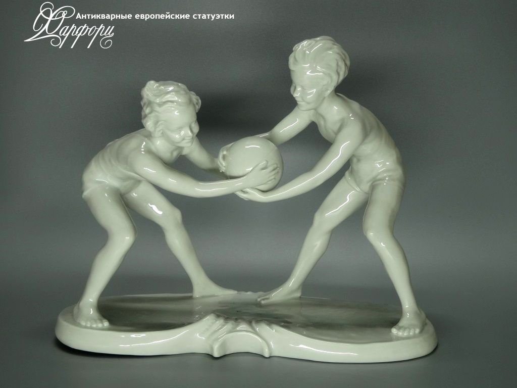 Фарфоровая статуэтка Германия Schaubach Kunst